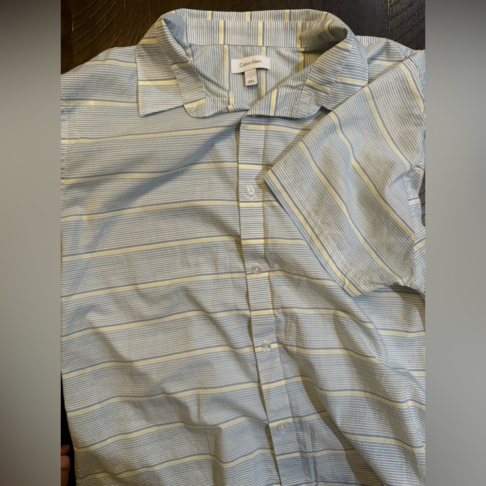 Men’s Calvin Klein large